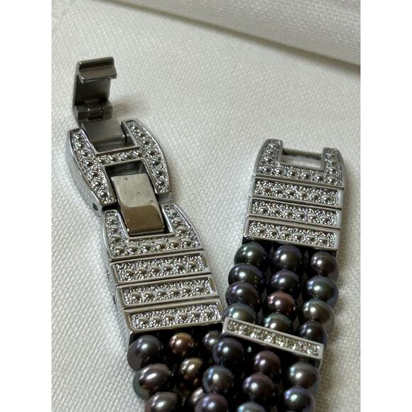 Croton Women\'s Mother of Pearl Watch & Bracelet Set Crystal Halo Tahitian Pearl main image 14